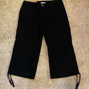 Dockers Black Capri Cropped Pants Size 10 NWT